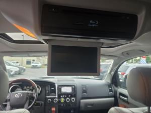 Miniature 23 Toyota Sequoia Platinum 2018