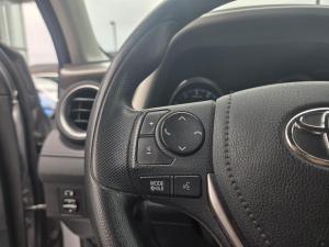 Miniature 19 Toyota Rav4 LE 2018