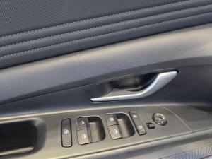 Thumbnail 10 Hyundai Elantra Preferred 2023
