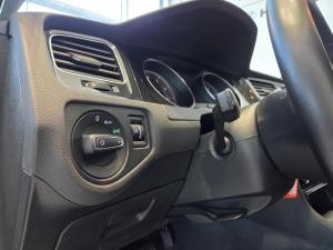 Miniature 12 Volkswagen Golf Comfortline 2019