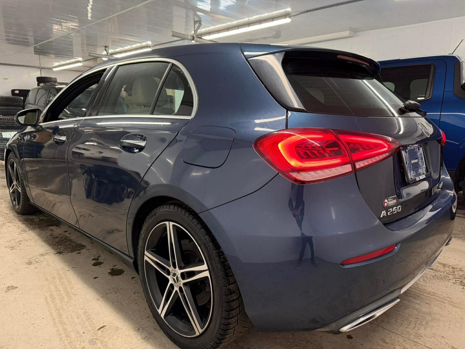 Mercedes-Benz A-Class A250 2020 — photo 4