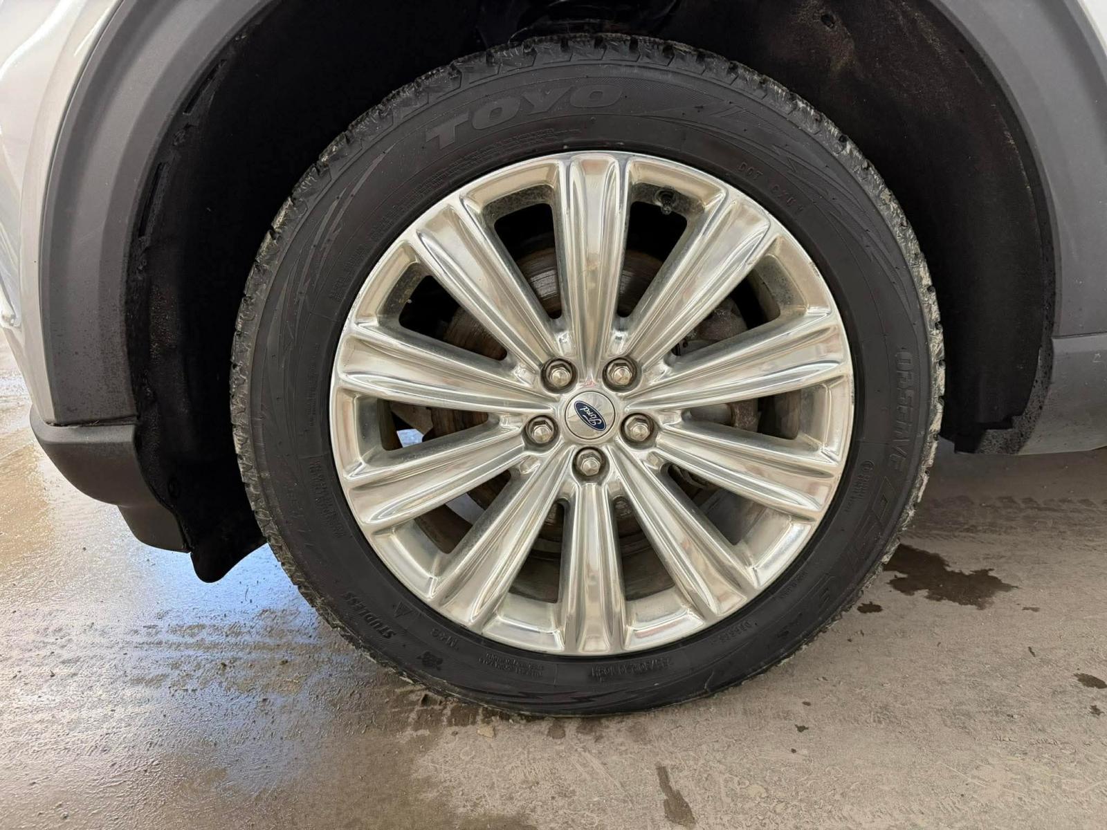 Ford Explorer Limited HEV 2021 — photo 8