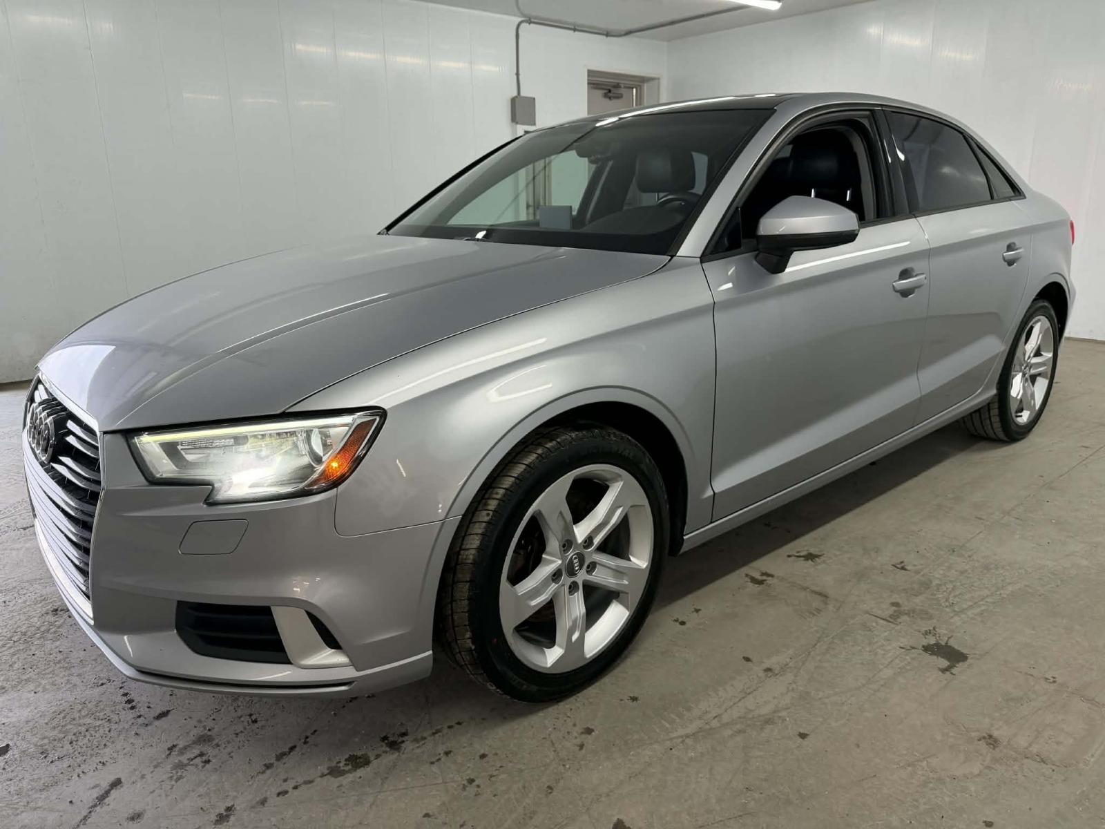 Audi A3 Komfort 2018 — photo 3