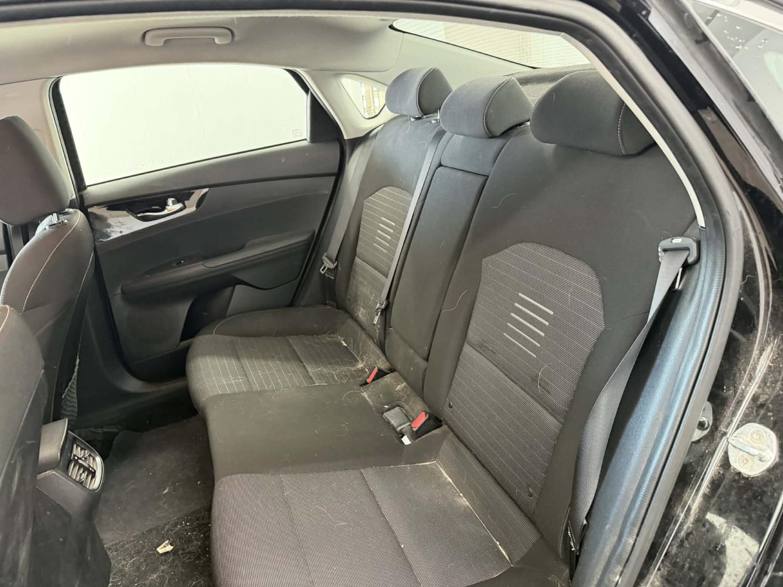 Image 12 Kia Forte EX 2020