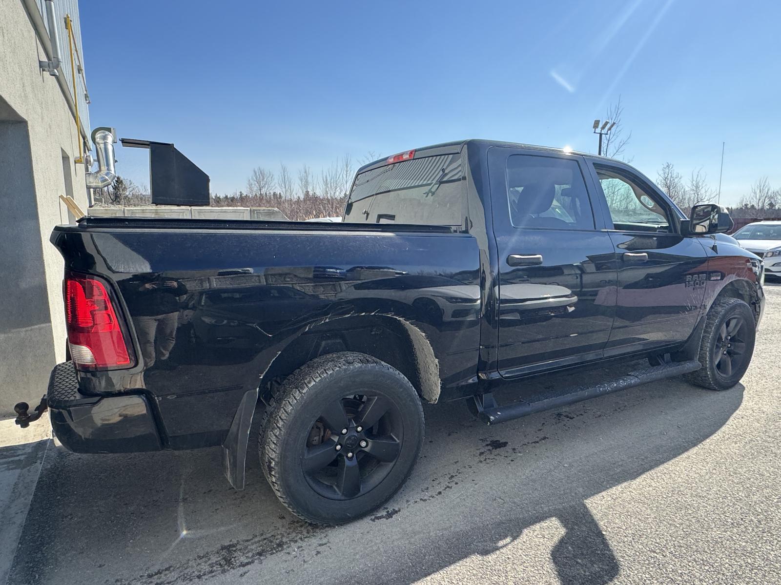 Image 5 RAM 1500 Classic 1500 Express 2021