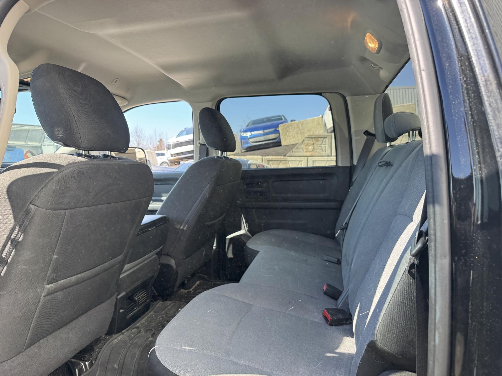 Image 10 RAM 1500 Classic 1500 Express 2021