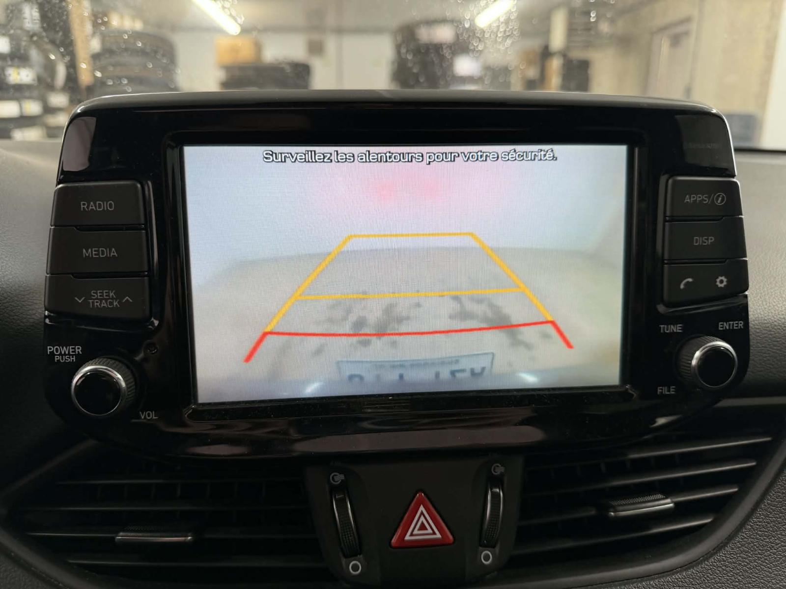 Image 15 Hyundai Elantra GT Sport 2018