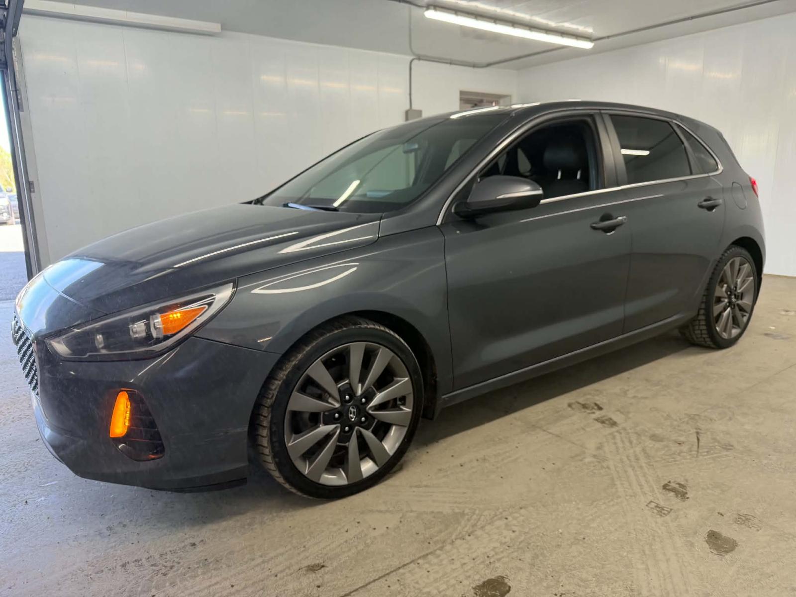 Hyundai Elantra GT Sport 2018 — photo 3