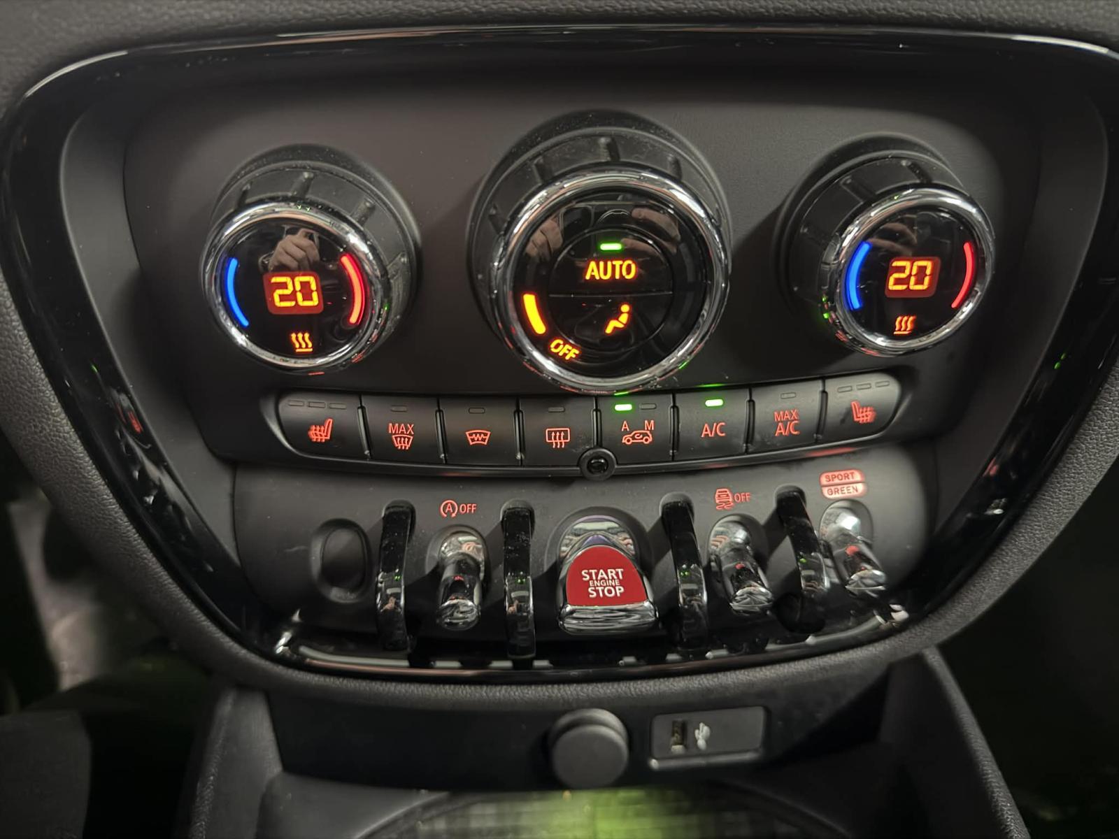 Image 18 Mini Clubman Cooper S ALL4 2019