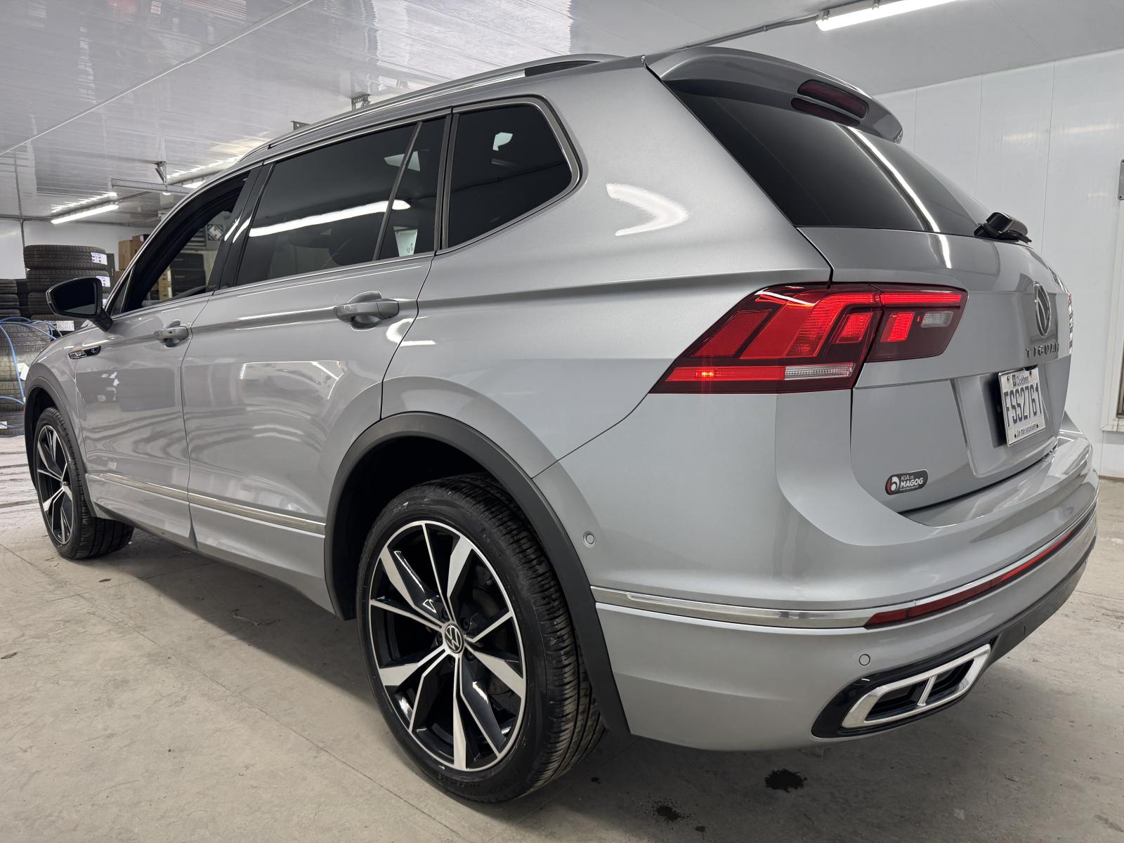 Volkswagen Tiguan Highline R-Line 2023 — photo 5