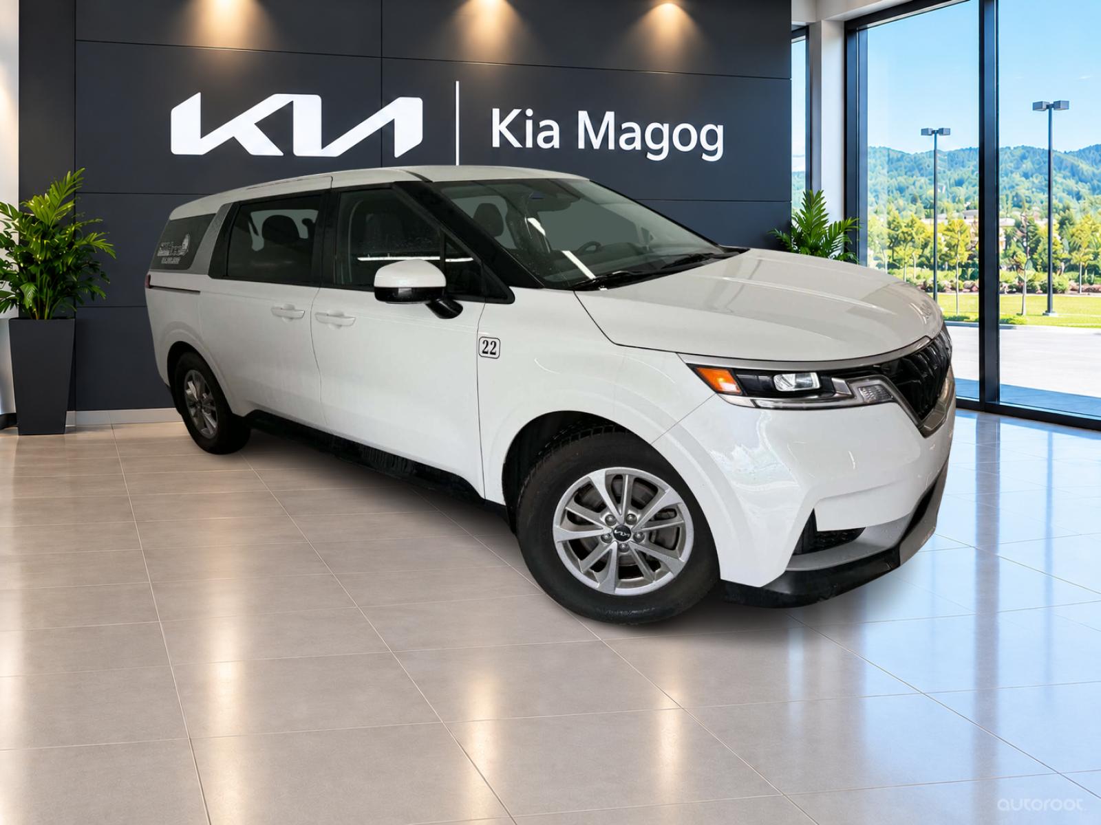 Kia Carnival LX 2024