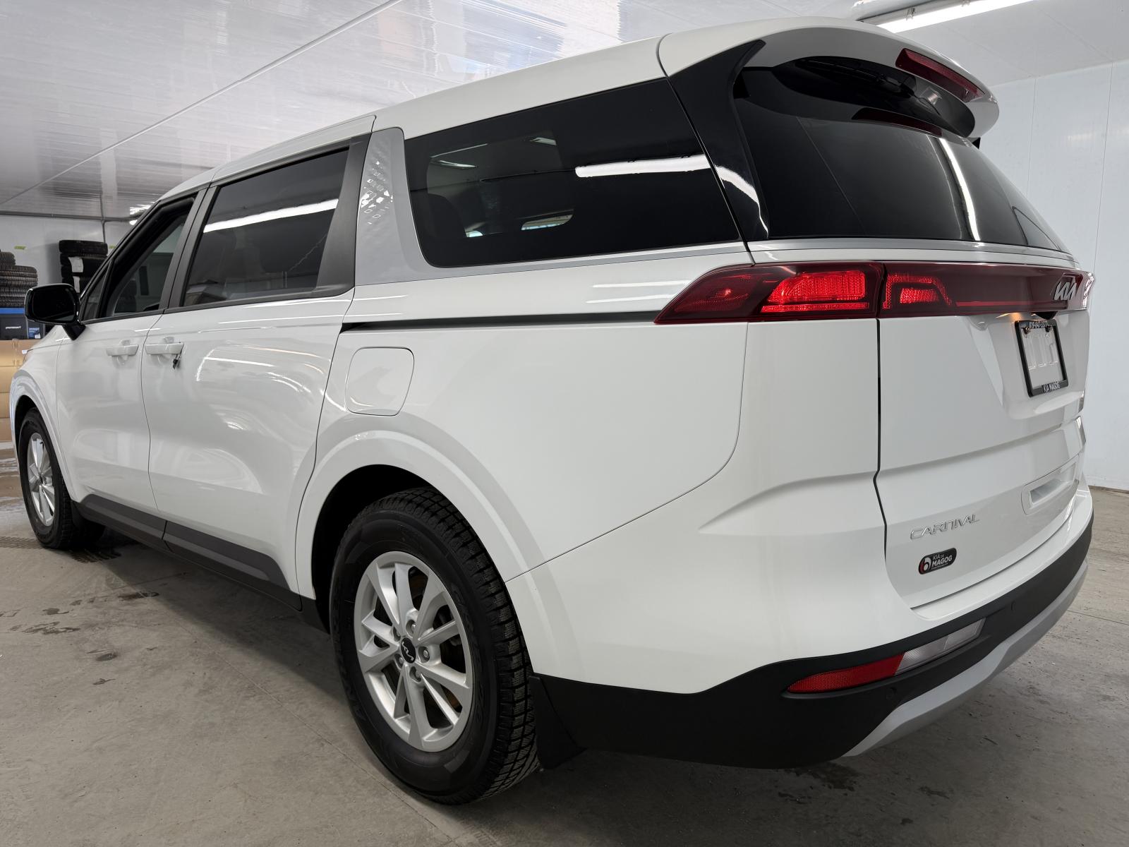 Kia Carnival LX 2024 — photo 4