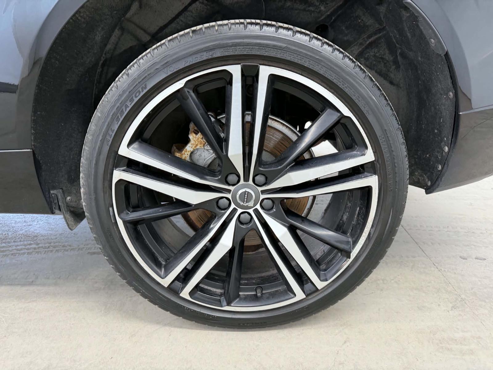 Volvo XC60 R-Design 2021 — photo 8