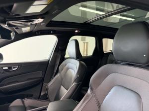 Thumbnail 12 Volvo XC60 R-Design 2021