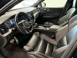 Thumbnail 10 Volvo XC60 R-Design 2021