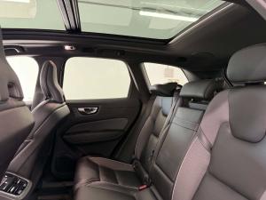 Thumbnail 17 Volvo XC60 R-Design 2021