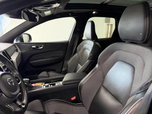 Miniature 11 Volvo XC60 R-Design 2021