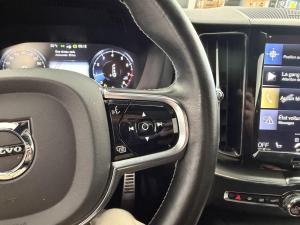 Miniature 23 Volvo XC60 R-Design 2021