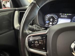 Miniature 24 Volvo XC60 R-Design 2021
