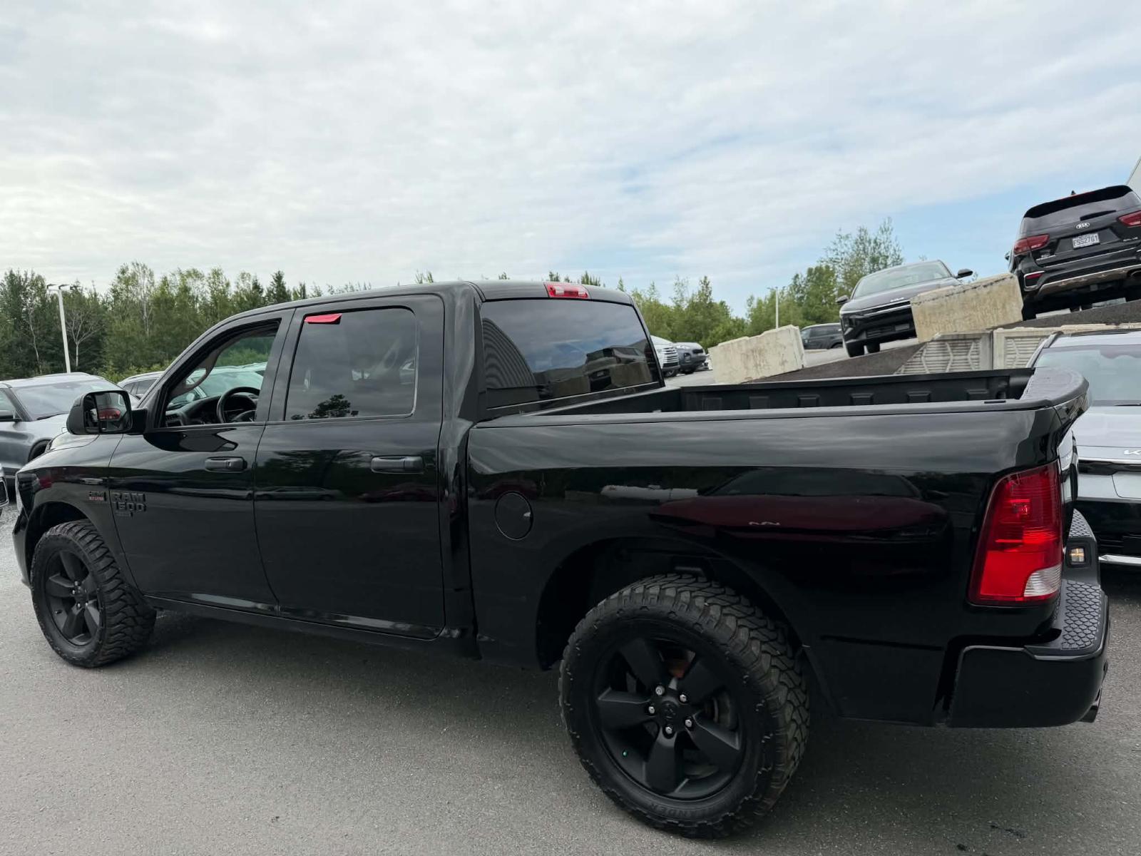 RAM 1500 Classic 1500 Express 2022 — photo 6