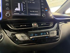 Thumbnail 11 Toyota C-HR XLE Premium 2021