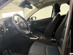 Miniature 10 Toyota Yaris Base 2020