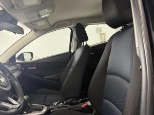Miniature 11 Toyota Yaris Base 2020