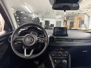 Miniature 13 Toyota Yaris Base 2020