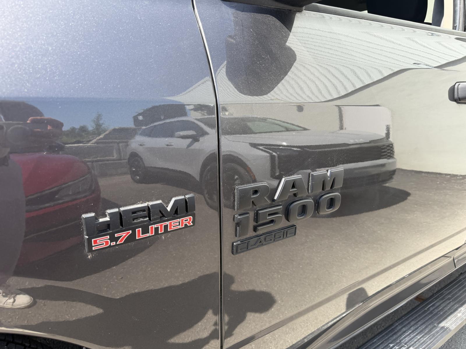 RAM 1500 Classic 1500 Express 2020 — photo 4