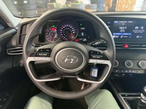 Thumbnail 15 Hyundai Elantra Essential 2021