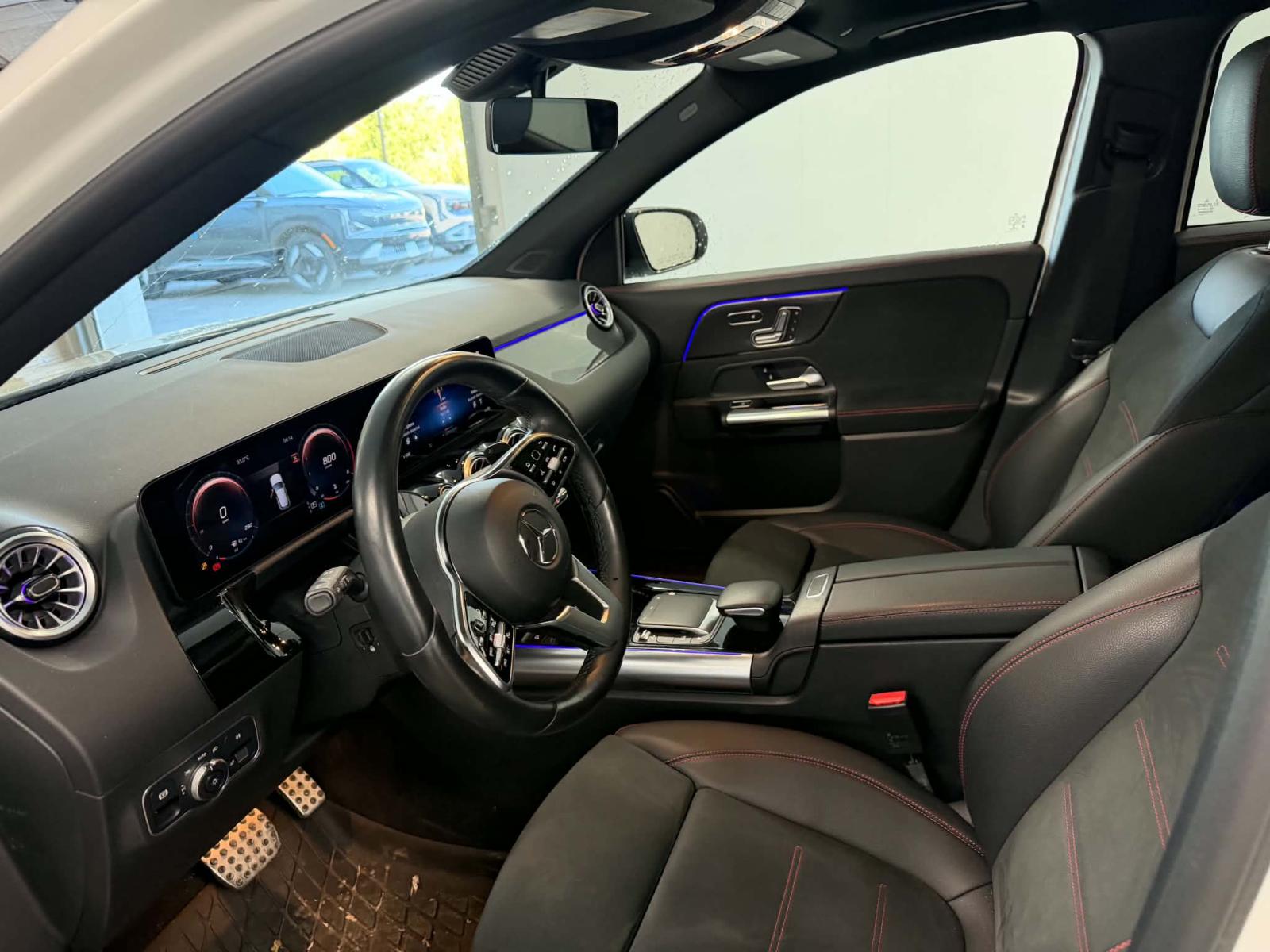 Mercedes-Benz GLA-Class GLA250 2022 — photo 8