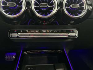 Miniature 19 Mercedes-Benz GLA-Class GLA250 2022