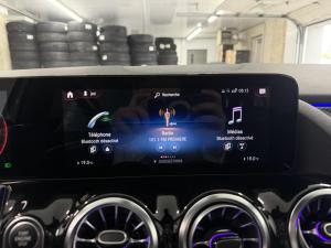 Thumbnail 19 Mercedes-Benz GLA-Class GLA250 2022
