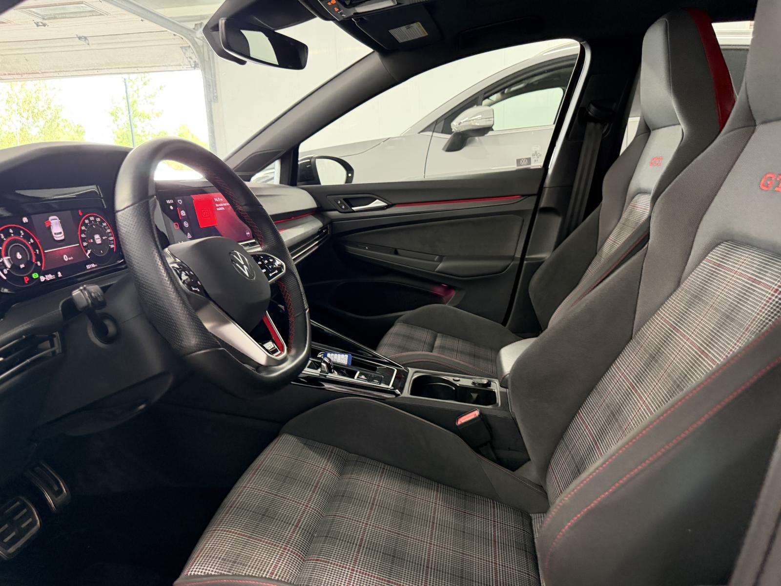 Volkswagen GTI Performance 2023 — photo 8