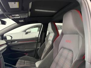 Miniature 9 Volkswagen GTI Performance 2023
