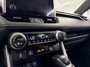 Miniature 16 Toyota Rav4 Prime XSE 2024