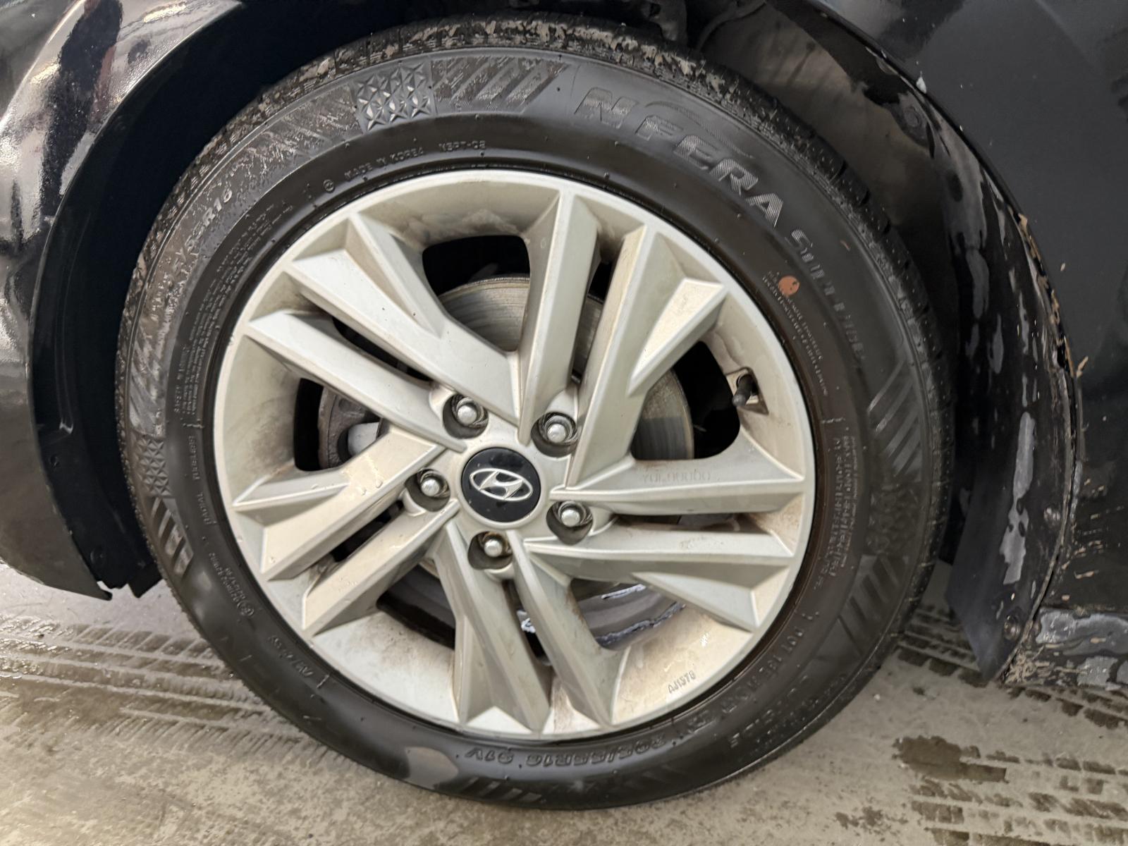 Hyundai Elantra Preferred 2019 — photo 6