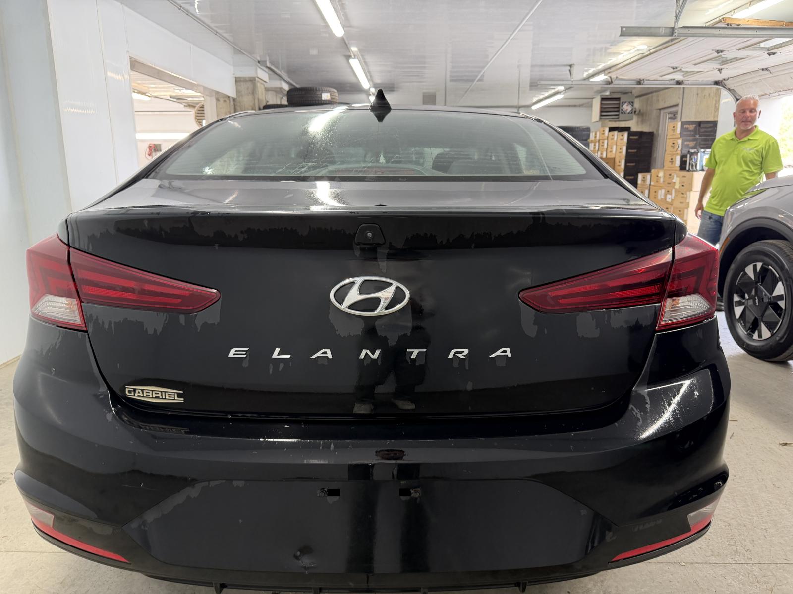 Hyundai Elantra Preferred 2019 — photo 4