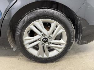Thumbnail 8 Hyundai Elantra Preferred 2019