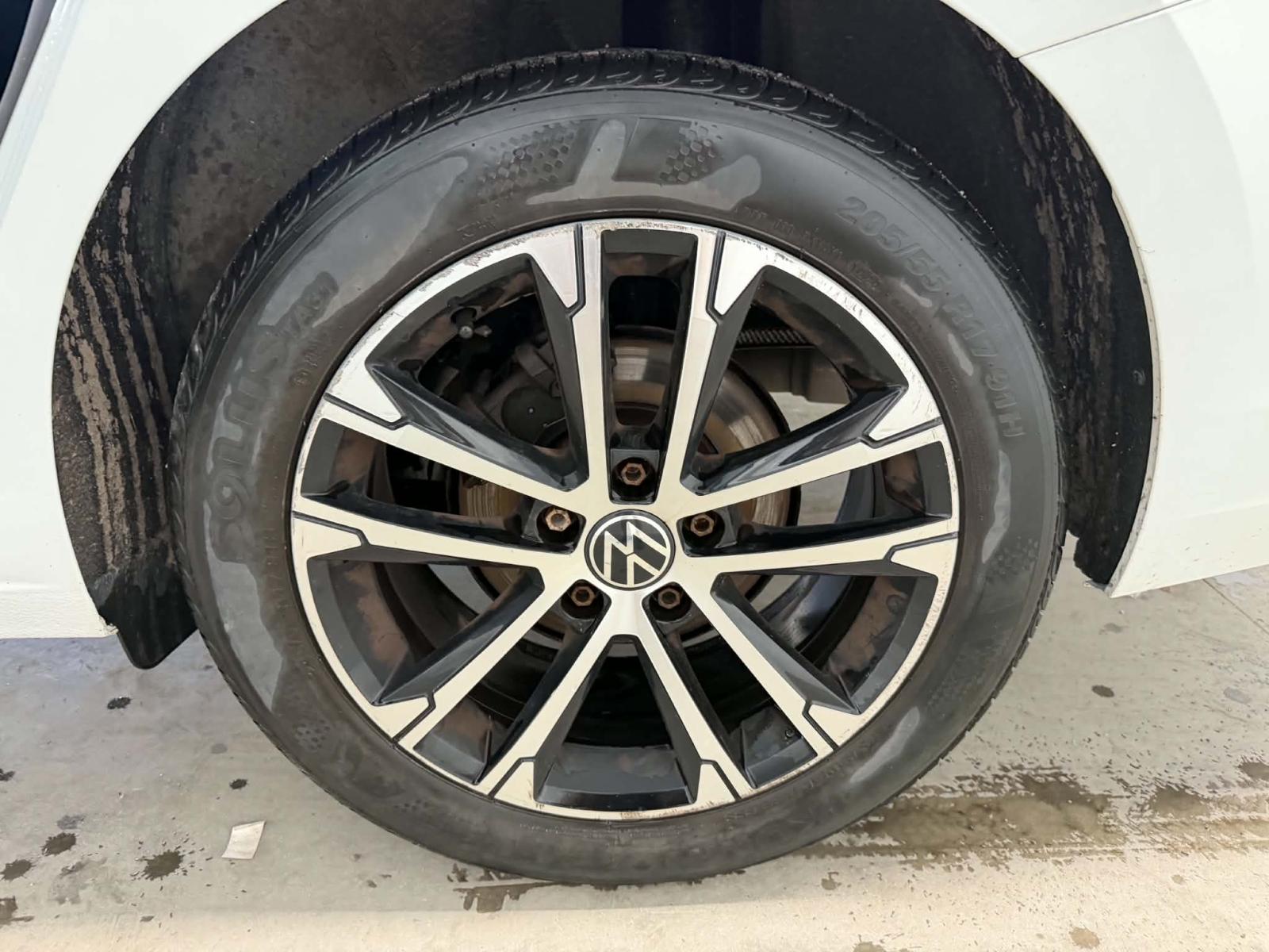 Volkswagen Jetta Comfortline 2022 — photo 8