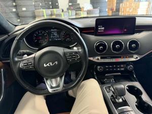 Miniature 16 Kia Stinger Tribute Edition 2023