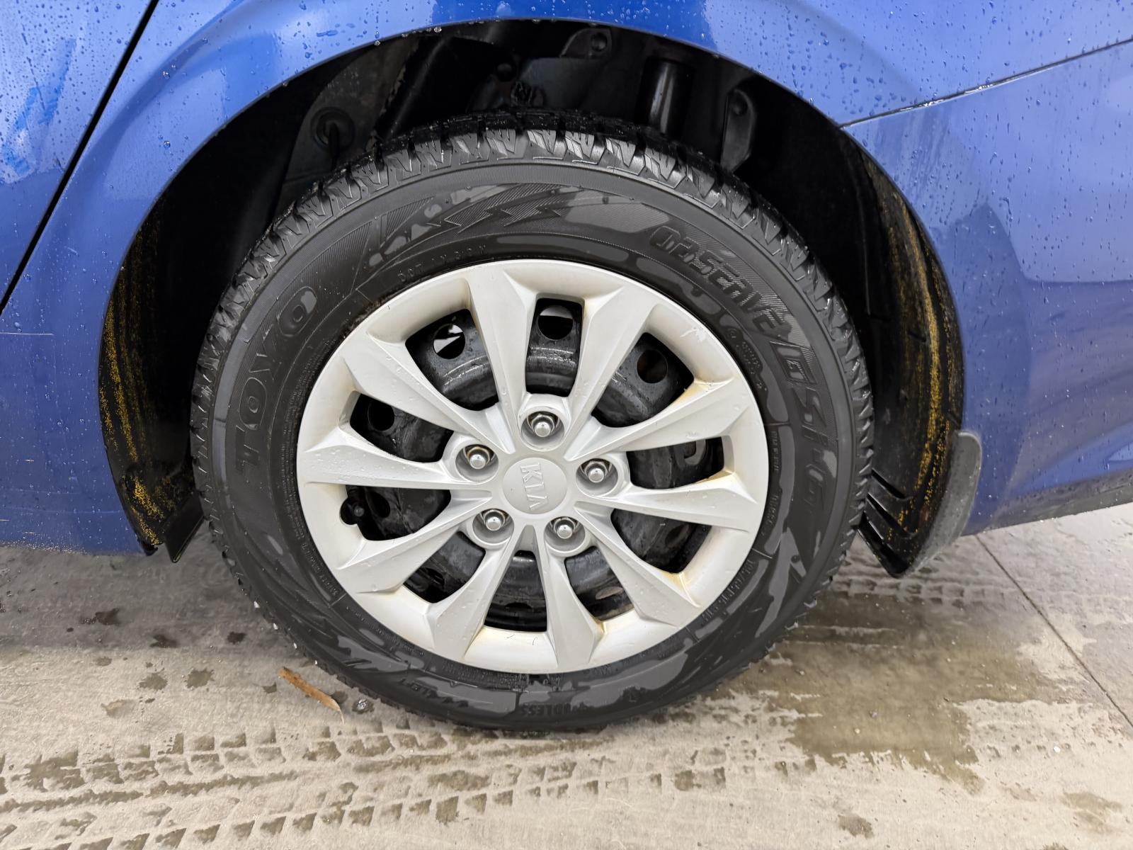 Kia Forte LX 2020 — photo 8