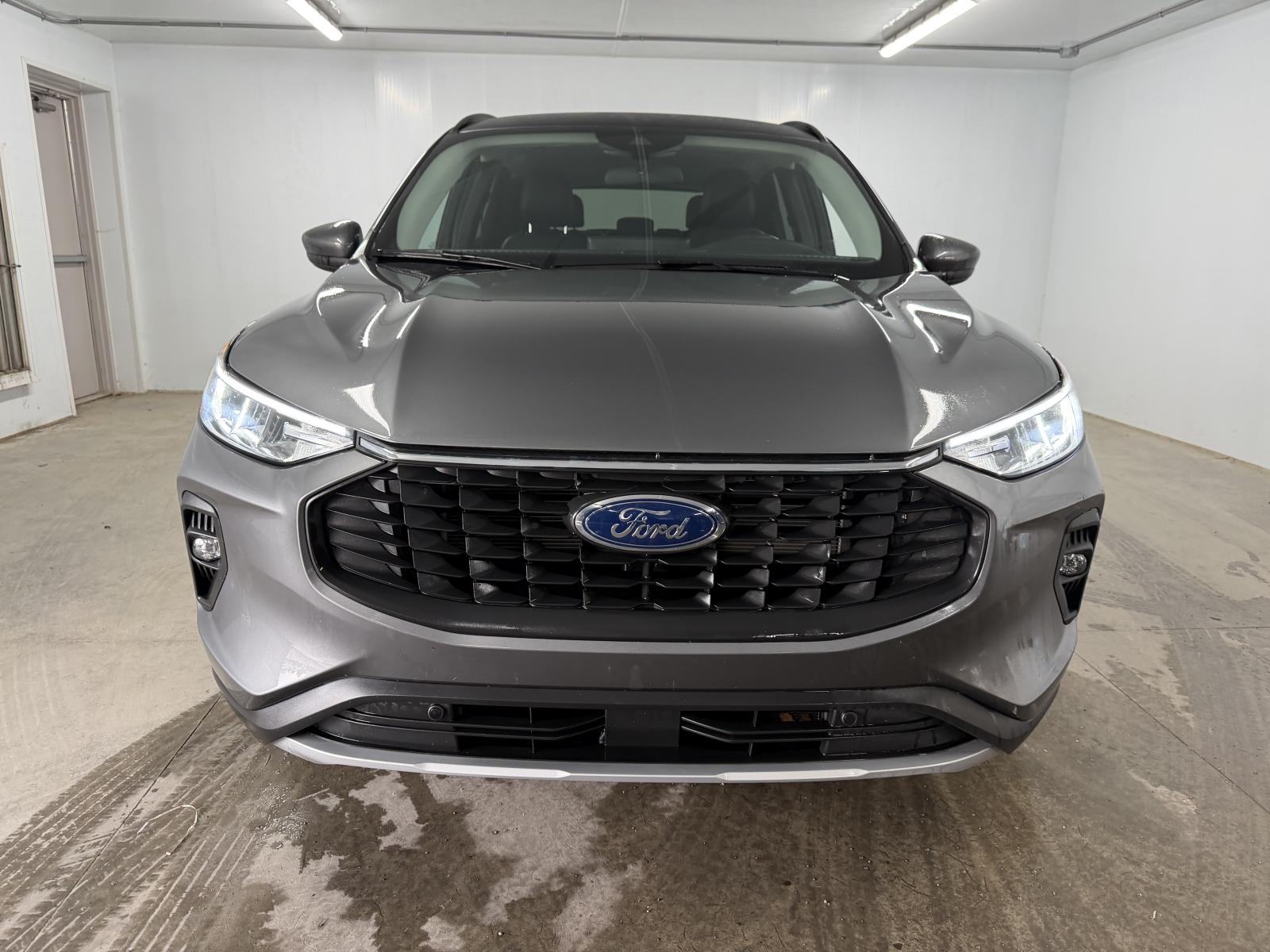 Ford Escape PHEV 2024 — photo 2