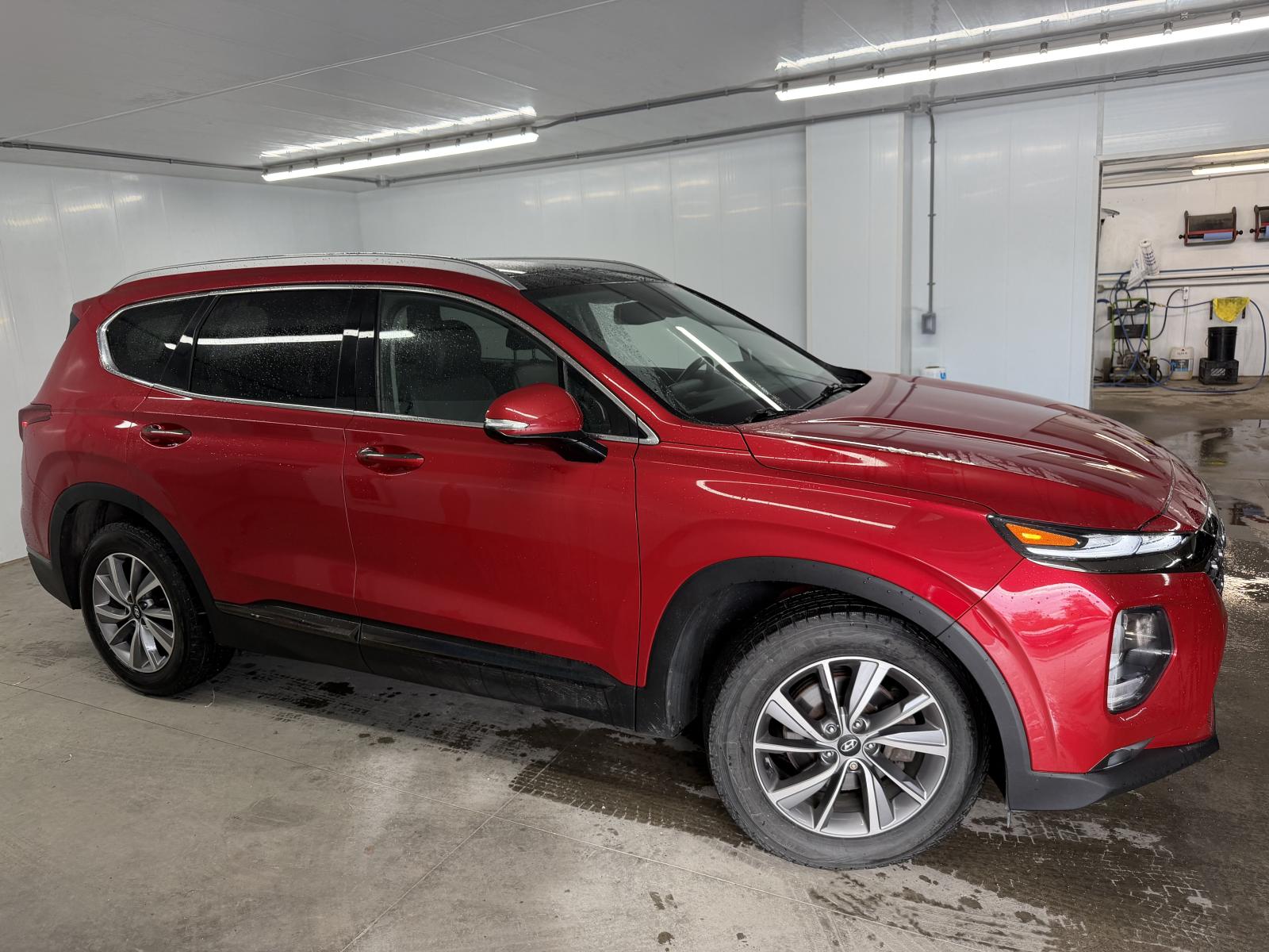 Hyundai Santa Fe Luxury 2020