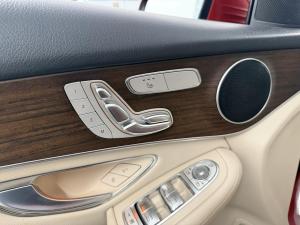 Thumbnail 15 Mercedes-Benz GLC-Class GLC300 2020