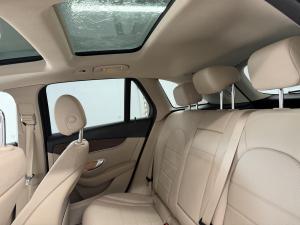 Thumbnail 18 Mercedes-Benz GLC-Class GLC300 2020