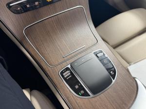 Thumbnail 22 Mercedes-Benz GLC-Class GLC300 2020