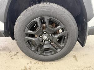 Miniature 8 Toyota Rav4 LE 2021