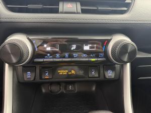 Miniature 18 Toyota Rav4 LE 2021
