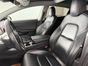 Miniature 11 Tesla Model 3 Standard Range 2019